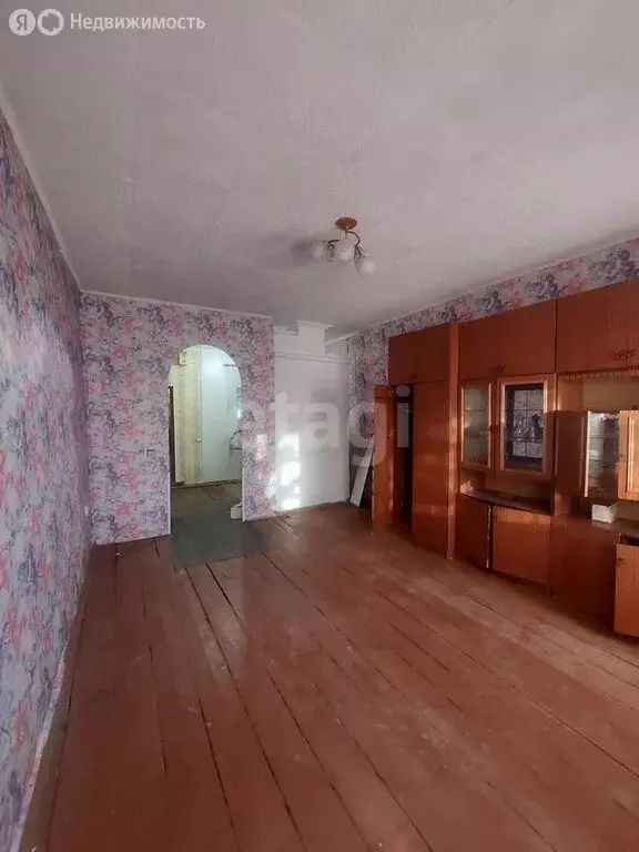 1-комнатная квартира: Ялуторовск, улица Челюскинцев, 9 (29 м) - Фото 1