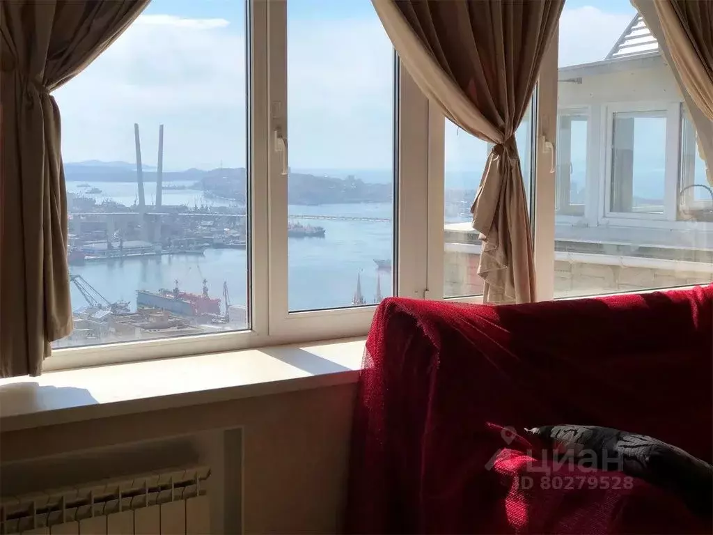 Комната Приморский край, Владивосток ул. Жуковского, 32 - Фото 1