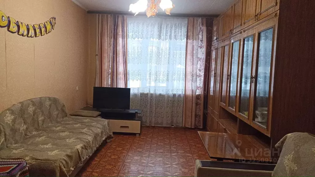 1-к кв. Омская область, Омск Заозерная ул., 3 (33.0 м) - Фото 1