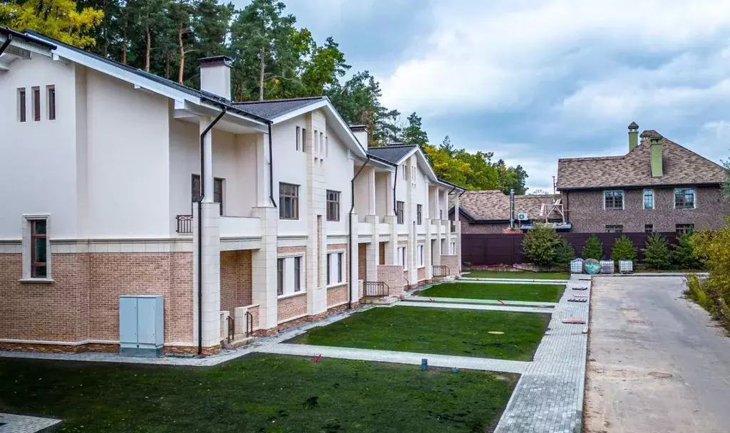 Таунхаус в Московская область, Одинцово ул. Гвардейская, 24/5 (216 м) - Фото 1