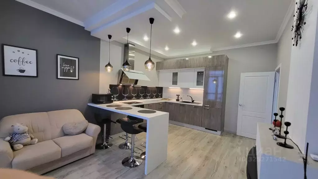 3-к кв. Татарстан, Казань ул. Оренбургский Тракт, 4Б (70.3 м) - Фото 1