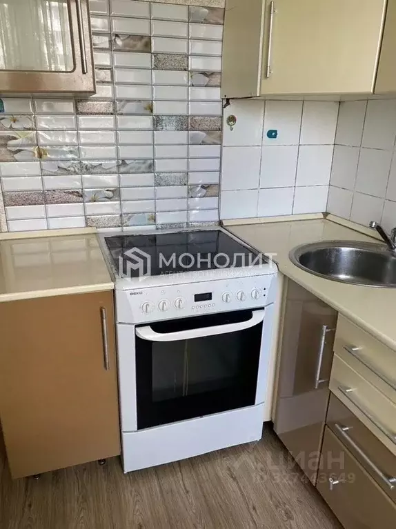 2-к кв. Белгородская область, Старый Оскол Восточный мкр, 12 (54.0 м) - Фото 2