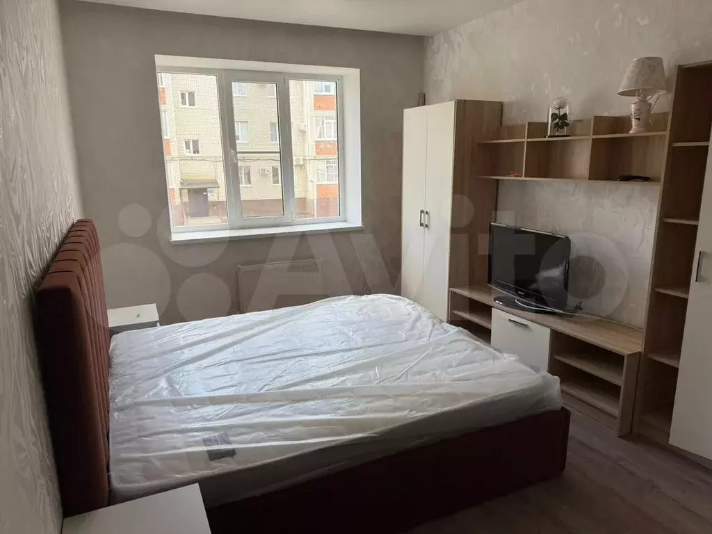 1-к. квартира, 45 м, 2/5 эт. - Фото 1