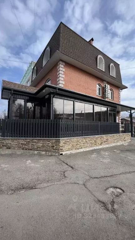 Коттедж в Алтайский край, Белокуриха Школьный пер., 3 (274 м) - Фото 1