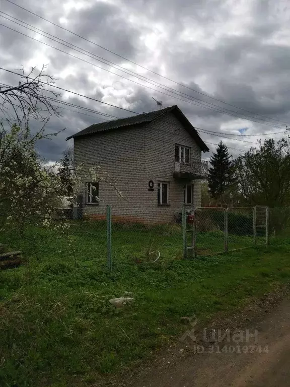 Дом в Псковская область, Псковский район, Логозовская волость, д. ... - Фото 1