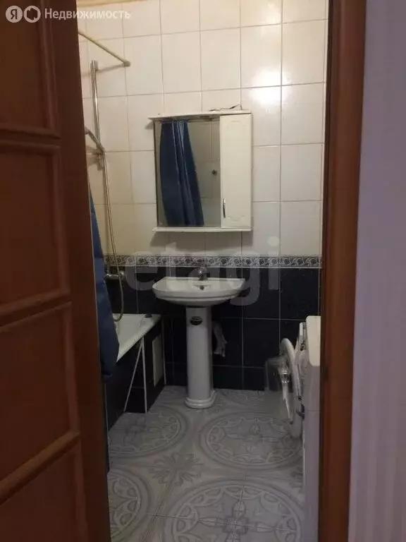 1-комнатная квартира: Брянск, улица Ромашина, 58к1 (45 м) - Фото 1