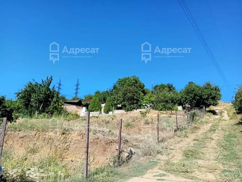 Участок в Волгоградская область, Волжский Рассвет СНТ, ул. Линейная ... - Фото 2