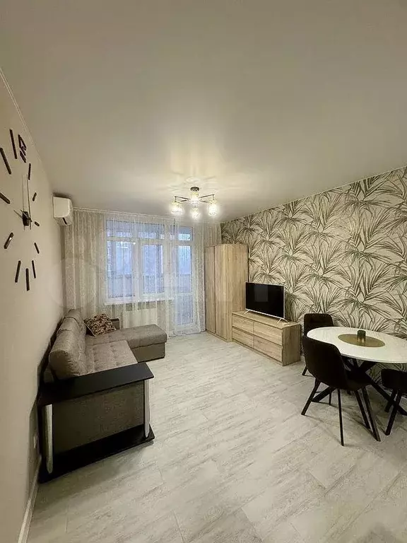 1-к. квартира, 40 м, 10/20 эт. - Фото 1