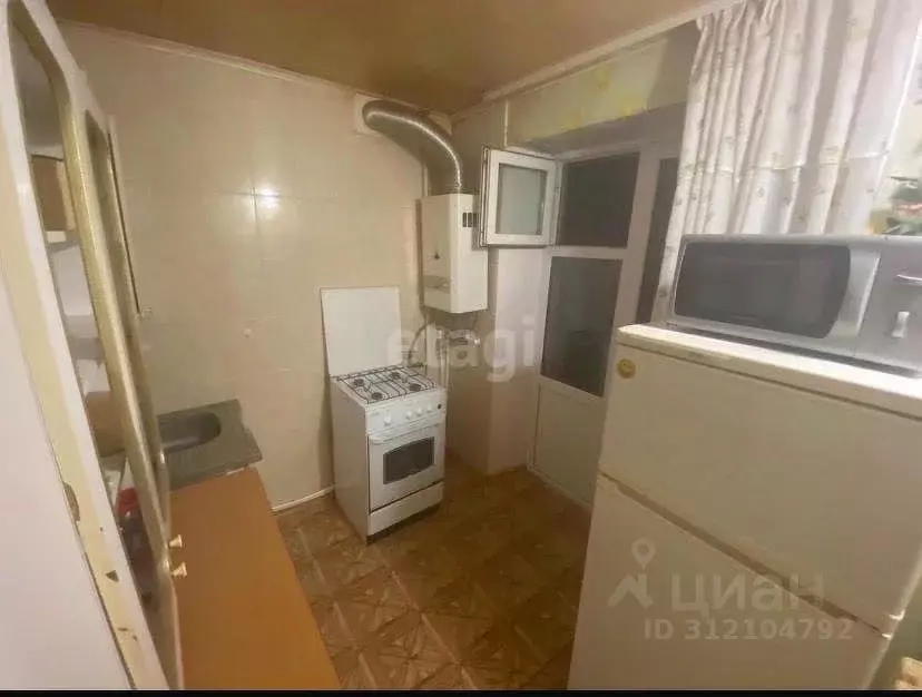 1-к кв. Астраханская область, Астрахань ул. Ахшарумова, 4 (27.7 м) - Фото 1