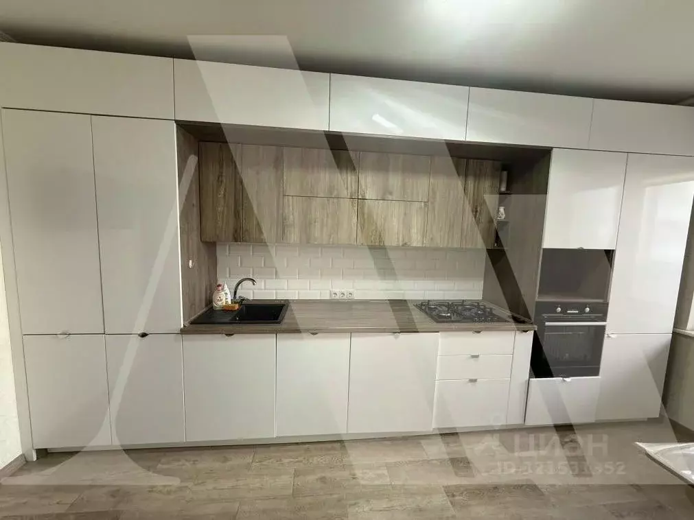 3-к кв. Омская область, Омск ул. Завертяева, 18к1 (65.7 м) - Фото 1