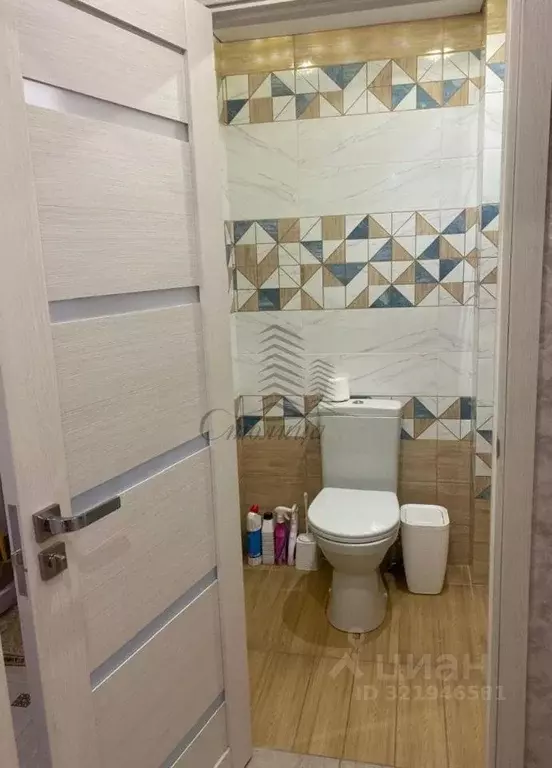 Дом в Белгородская область, Старооскольский городской округ, с. ... - Фото 2