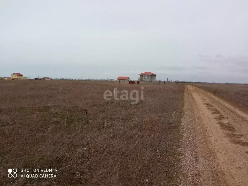 Участок в Крым, Сакский район, с. Фрунзе  (10.0 сот.) - Фото 0