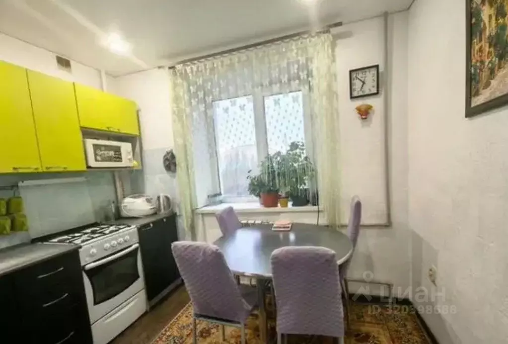 2-к кв. Саратовская область, Саратов Московское ш., 3 (45.0 м) - Фото 0