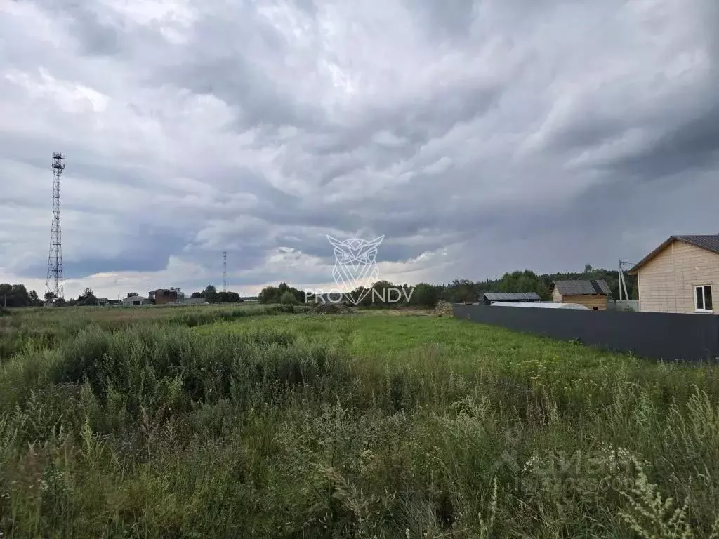 Участок в Московская область, Сергиево-Посадский городской округ, д. ... - Фото 1