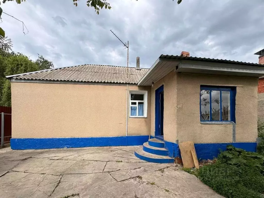 Дом в Воронежская область, Новоусманский район, пос. Отрадное ул. ... - Фото 1