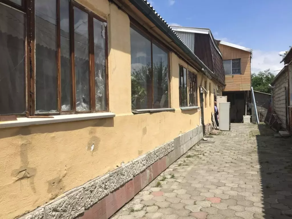 Дом в Северная Осетия, Владикавказ Тургеневская ул., 110 (201 м) - Фото 0