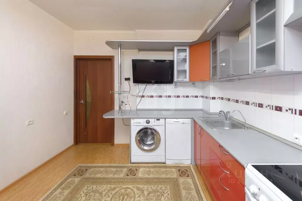 2-к кв. Тюменская область, Тюмень Широтная ул., 128 (74.1 м) - Фото 1