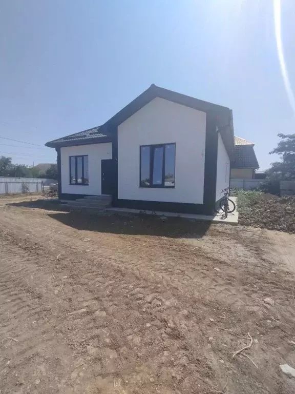 Дом в Краснодарский край, Темрюкский район, Тамань ст-ца ул. ... - Фото 1