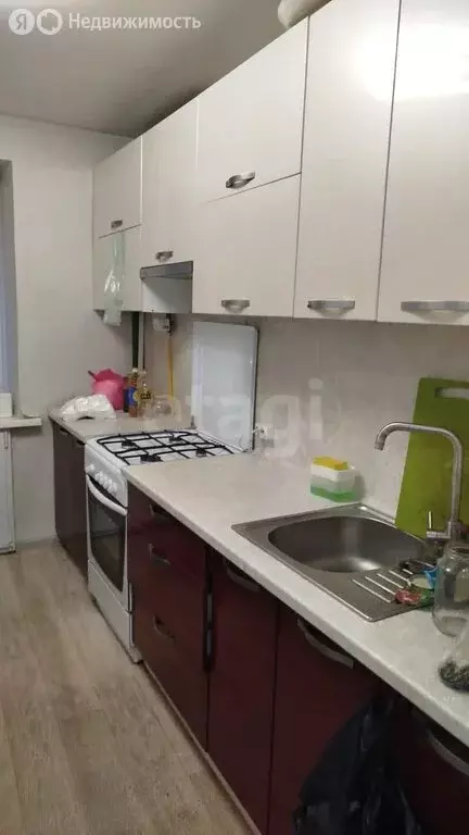 3-комнатная квартира: Омск, улица Орджоникидзе, 268А (59.7 м) - Фото 1