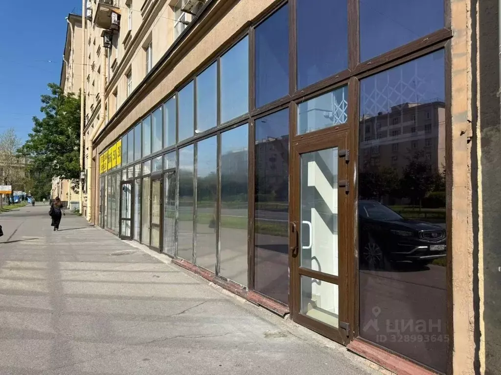 Торговая площадь в Санкт-Петербург ул. Типанова, 19 (81 м) - Фото 1