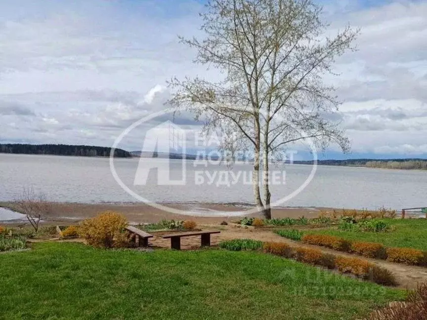 Дом в Пермский край, Нытва Комсомольская ул., 113 (199 м) - Фото 1