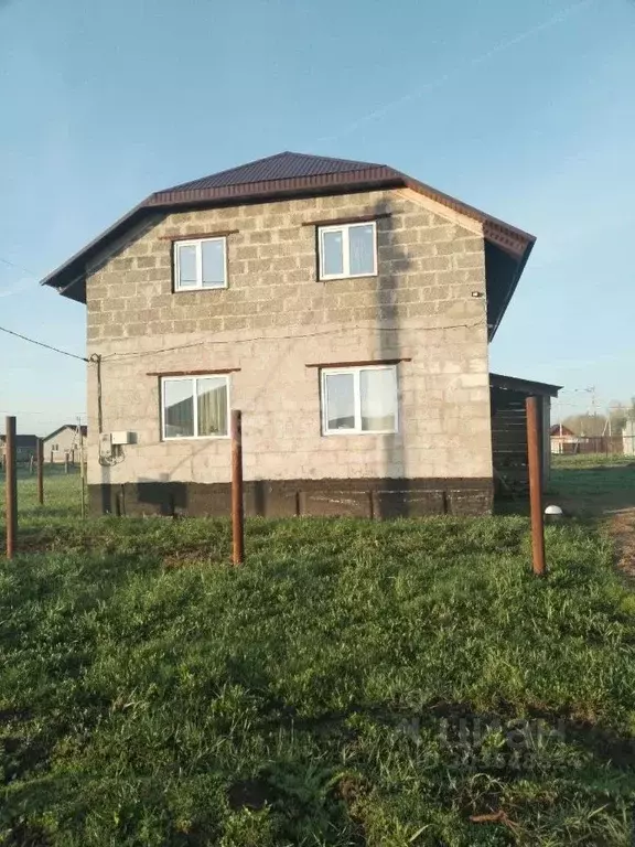 Дом в Башкортостан, Ишимбайский район, с. Ишеево  (131 м) - Фото 0