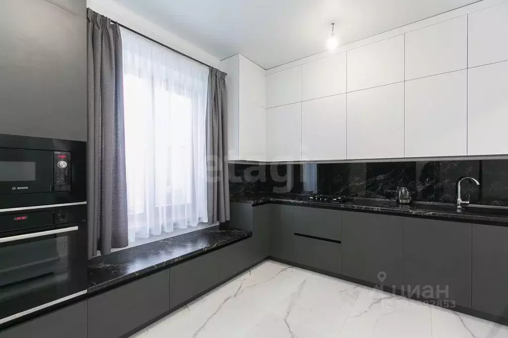 Дом в Тюменская область, Тюменский муниципальный округ, с. Кулаково ... - Фото 1