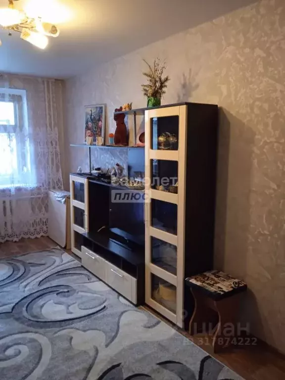 3-к кв. Курская область, Курск Народная ул., 2 (57.4 м) - Фото 0