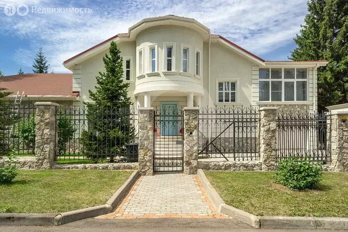 Дом в Одинцовский городской округ, КП Изумрудный век (592 м) - Фото 2