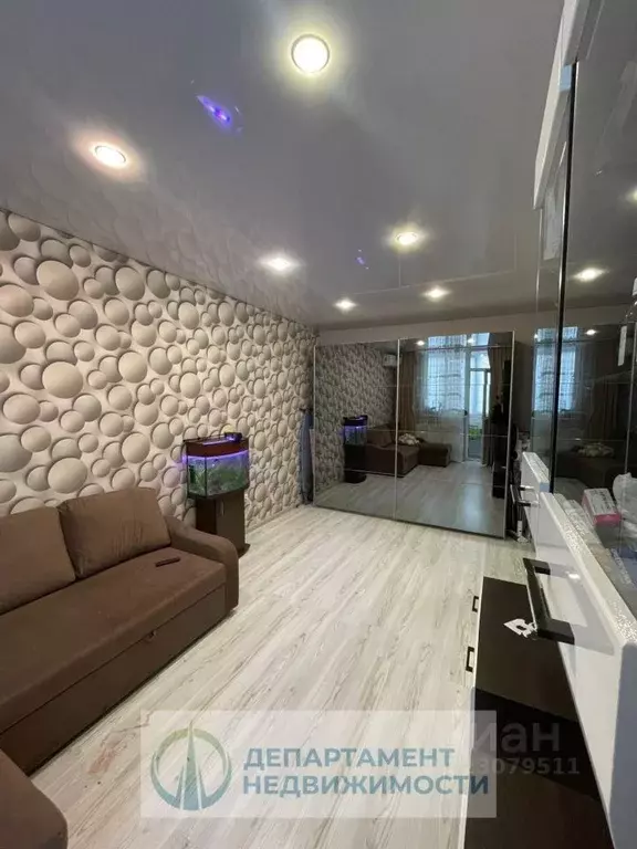 2-к кв. Краснодарский край, Краснодар ул. Цезаря Куникова, 18лит2 ... - Фото 0