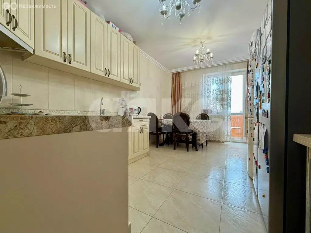 2-комнатная квартира: Батайск, улица Крупской, 1 (69.3 м) - Фото 1