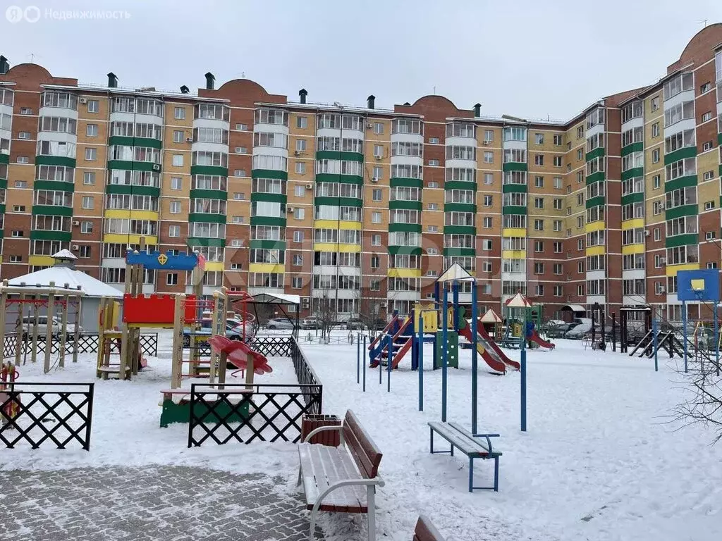 3-комнатная квартира: Абакан, улица Торосова, 7к1 (61 м) - Фото 1