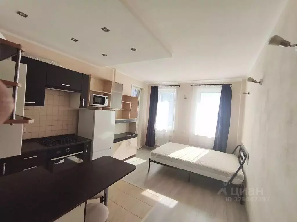 Студия Тверская область, Тверь ул. 15 лет Октября, 52к1 (23.2 м) - Фото 1