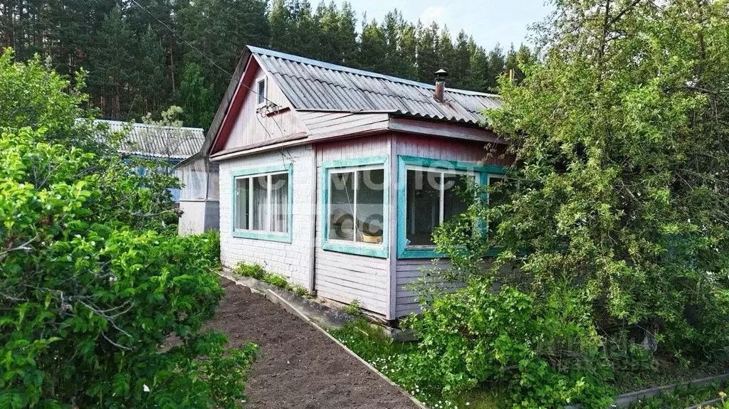 Дом в Челябинская область, Верхний Уфалей ул. Бакальская (31 м) - Фото 0