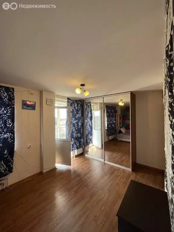 Квартира-студия: Екатеринбург, улица Яскина, 12 (27.5 м) - Фото 1