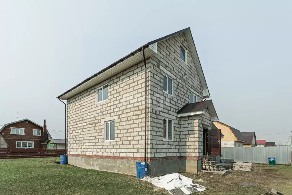 Дом в Новосибирская область, Бердск ул. Удачная (140 м) - Фото 1