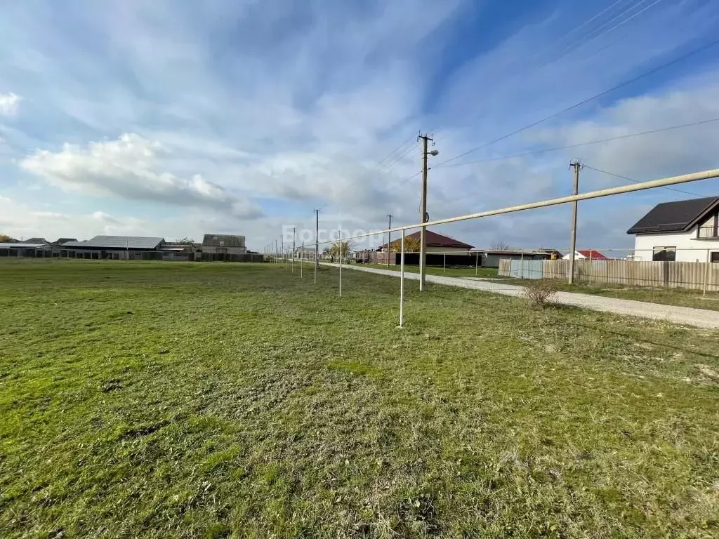 Участок в Крым, Кировское пгт ул. Азатлык (9.0 сот.) - Фото 2