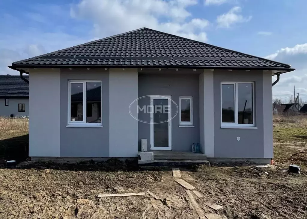 Дом в Калининградская область, Гвардейск ул. Каштановая (120 м) - Фото 1