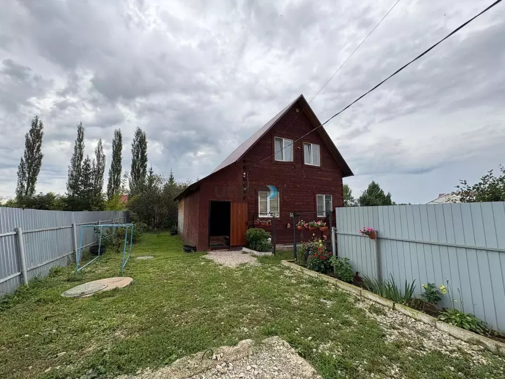 Дом в Башкортостан, Иглинский сельсовет, с. Иглино ул. Березовая (125 ... - Фото 1