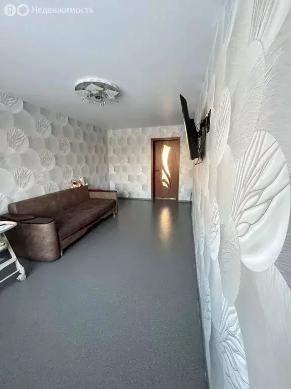 3-комнатная квартира: Нижний Тагил, улица Калинина, 105 (60 м) - Фото 2