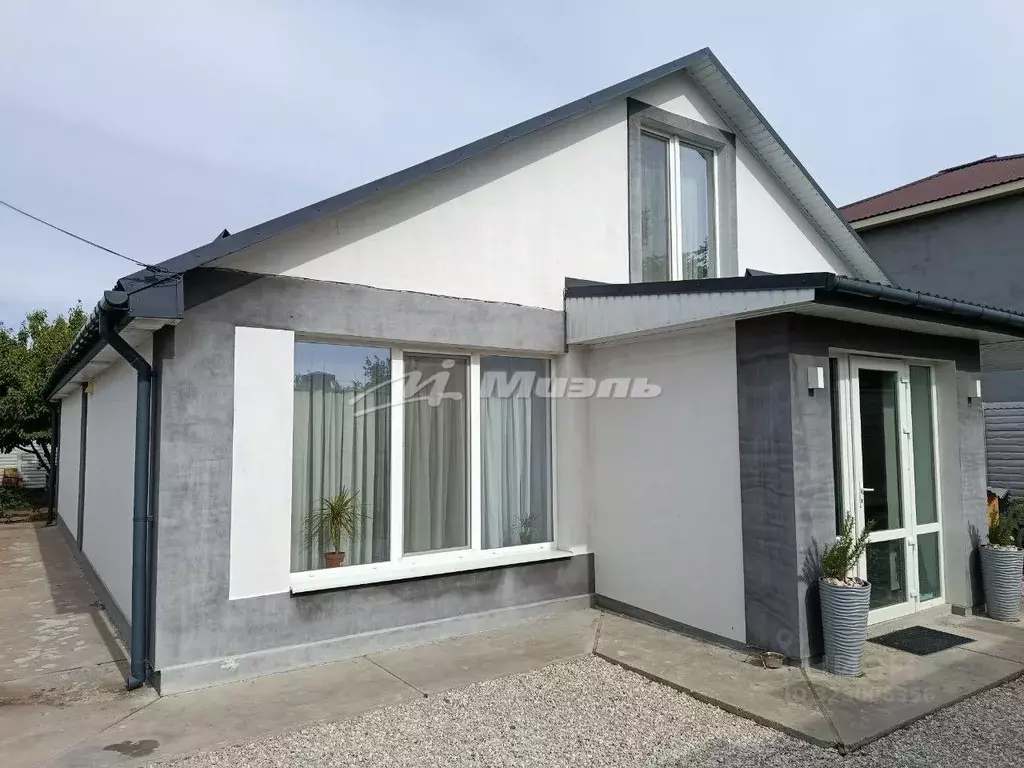 Дом в Крым, Симферопольский район, Перовское с/пос, Новозбурьевка ... - Фото 1