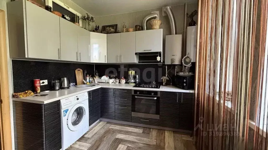 4-к кв. Владимирская область, Ковров Молодогвардейская ул., 4 (95.7 м) - Фото 1