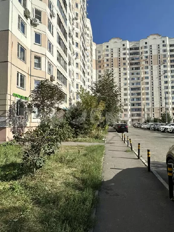 Продается 3-комнатная квартира - Фото 1