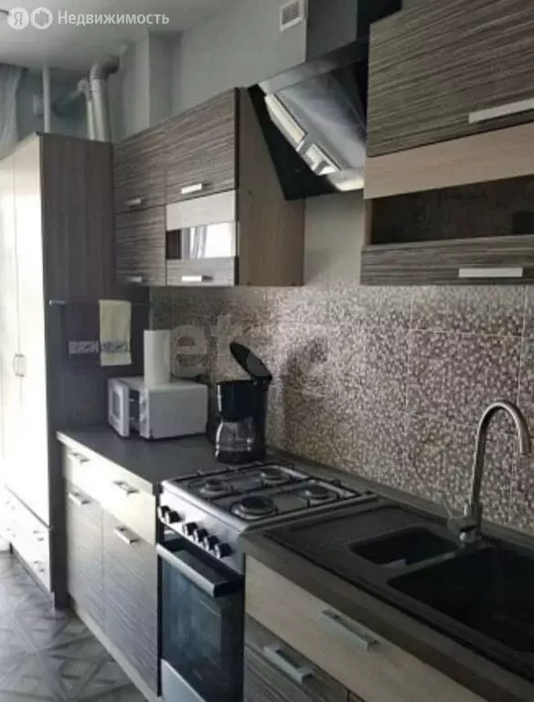 1-комнатная квартира: Калининград, улица Аксакова, 116 (42 м) - Фото 1