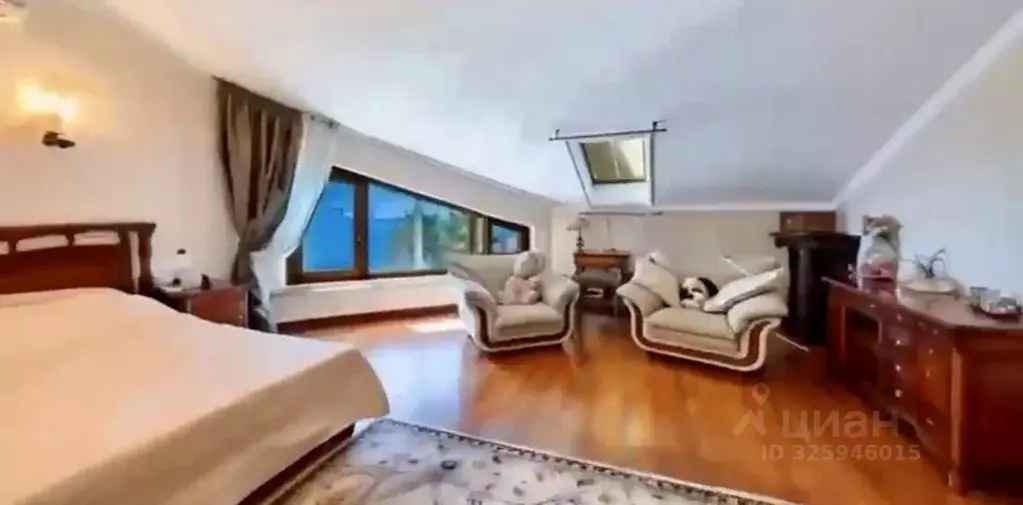 Дом в Краснодарский край, Сочи Курортный просп., 91/7 (500 м) - Фото 1