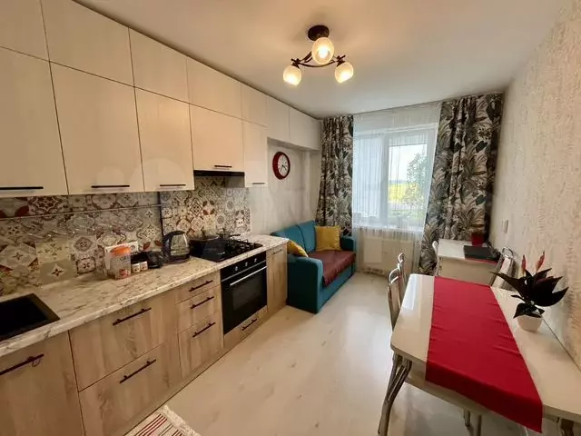 1-к. квартира, 40,6 м, 1/9 эт. - Фото 0