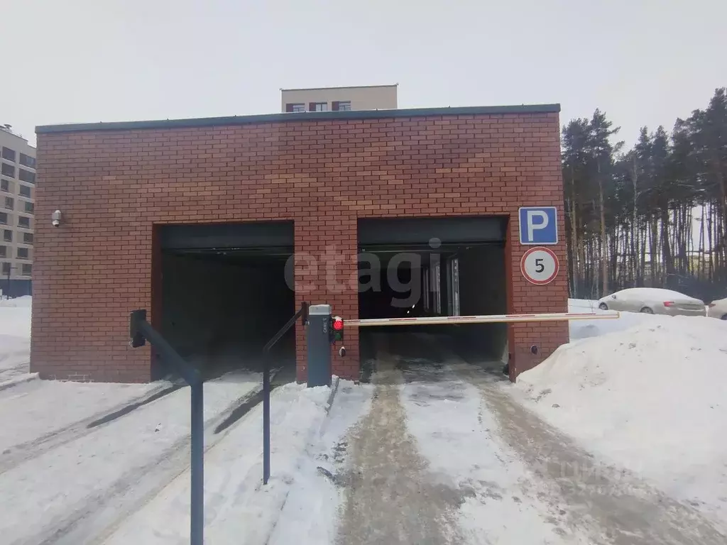 Гараж в Свердловская область, Екатеринбург ул. Краснолесья, 100/5 (14 ... - Фото 2