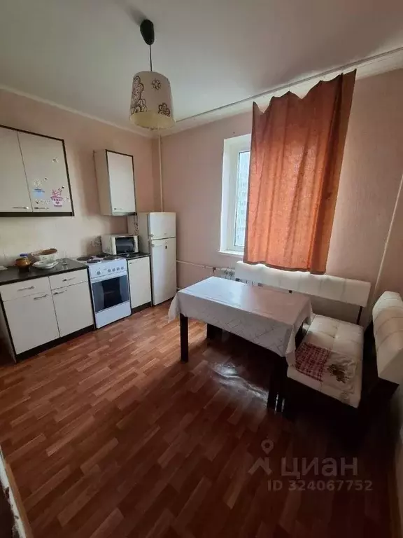 1-к кв. Курская область, Курск просп. Вячеслава Клыкова, 86 (35.0 м) - Фото 2