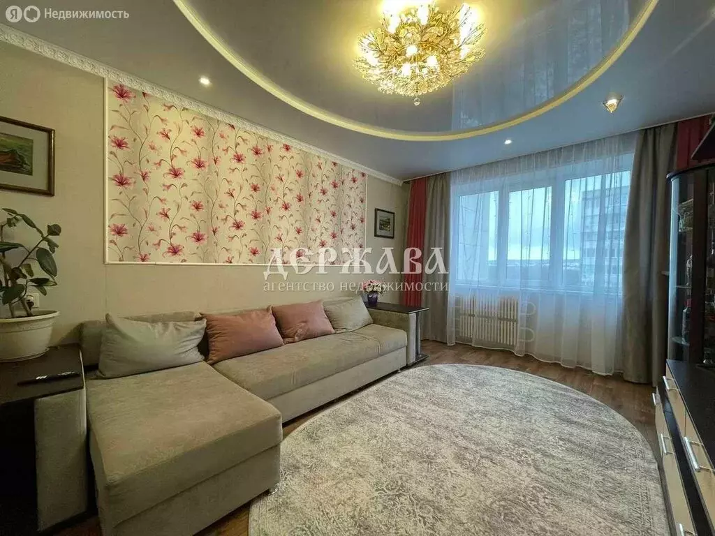 3-комнатная квартира: Старый Оскол, микрорайон Набережный, 3 (61 м) - Фото 1