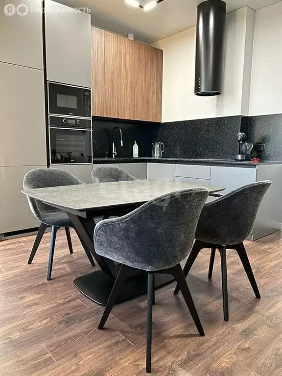 3-комнатная квартира: Белгород, улица Попова, 37 (136 м) - Фото 1